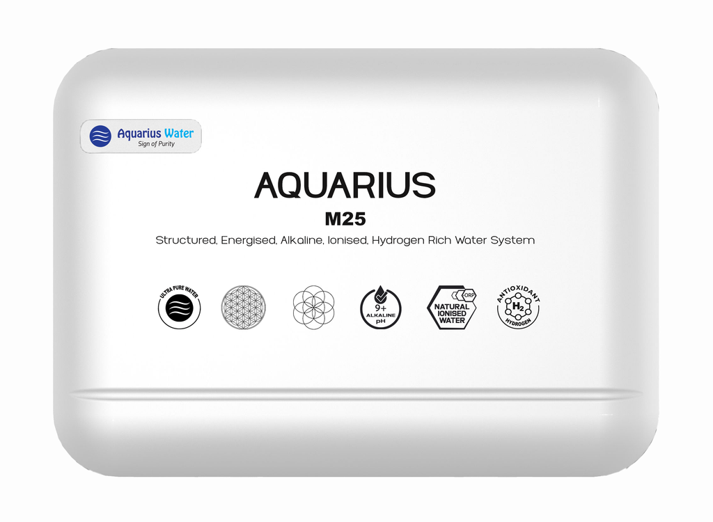 Aquarius M25 hydration system with a 3-way tap, water filter and spout for convenient drinking and hydration.